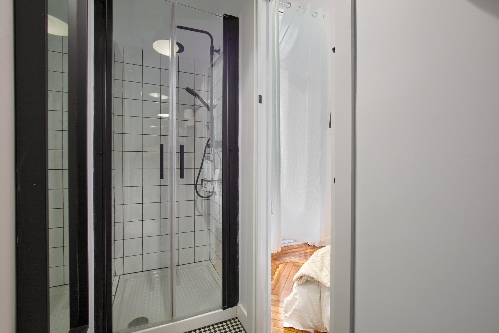 Mezzanine Orange Apartman Madrid Szoba fotó